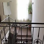 Ξενοδοχείο Alafrangite