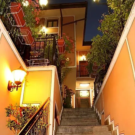 Alafrangite Hotel