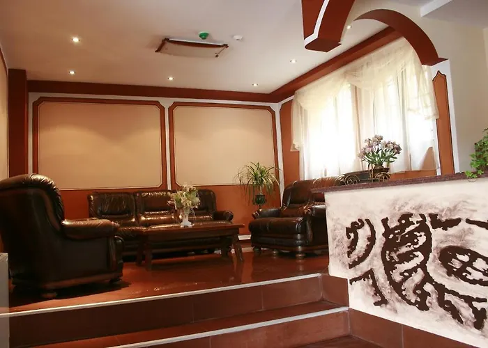 Hotel Alafrangite 3*